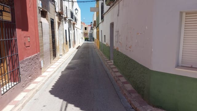 8 soveværelse Byhus til salg i Gata de Gorgos - € 170.000 (Ref: 8449290)