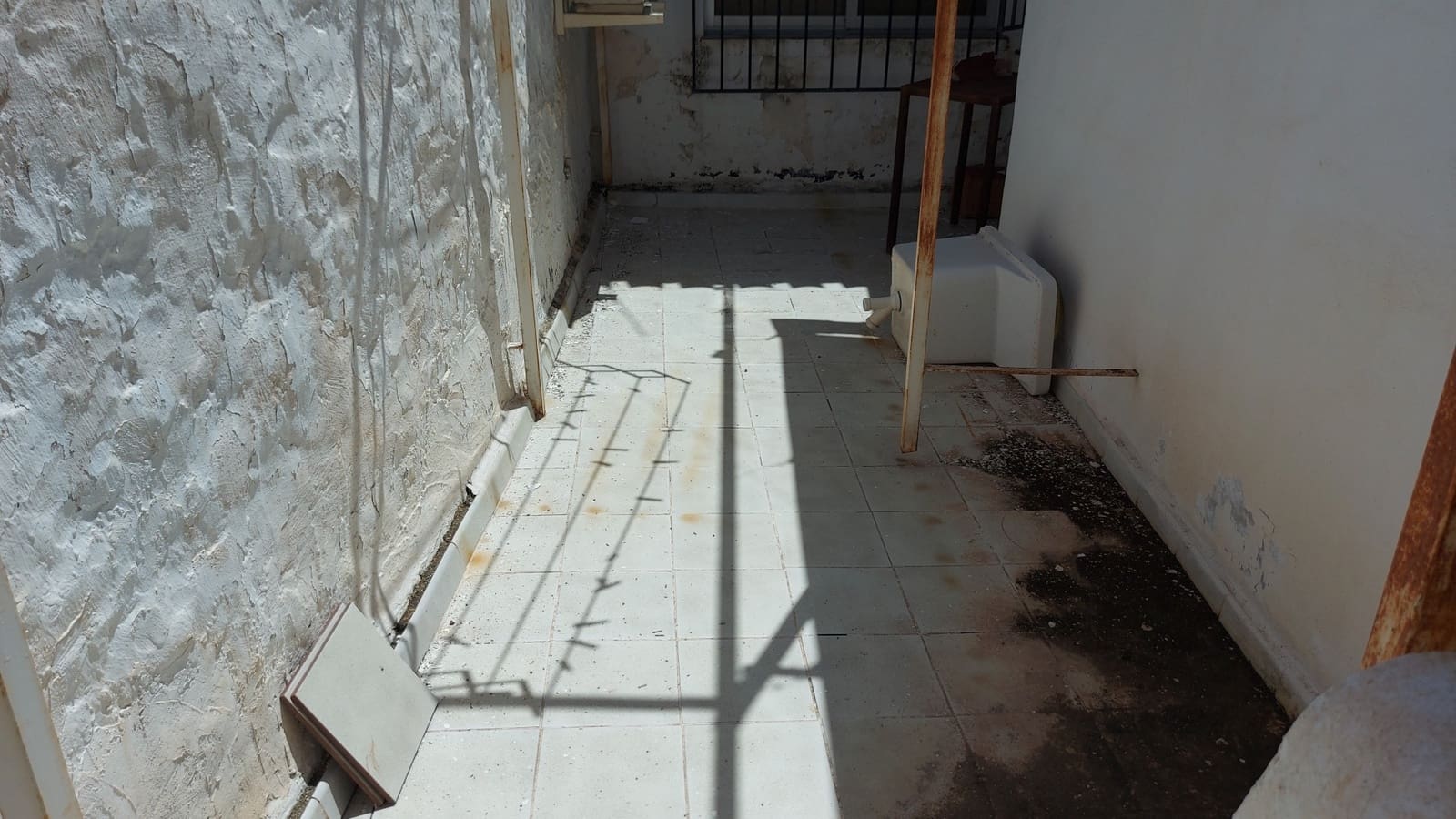 8 slaapkamer Huis te koop in Gata de Gorgos - € 170.000 (Ref: 8449290)