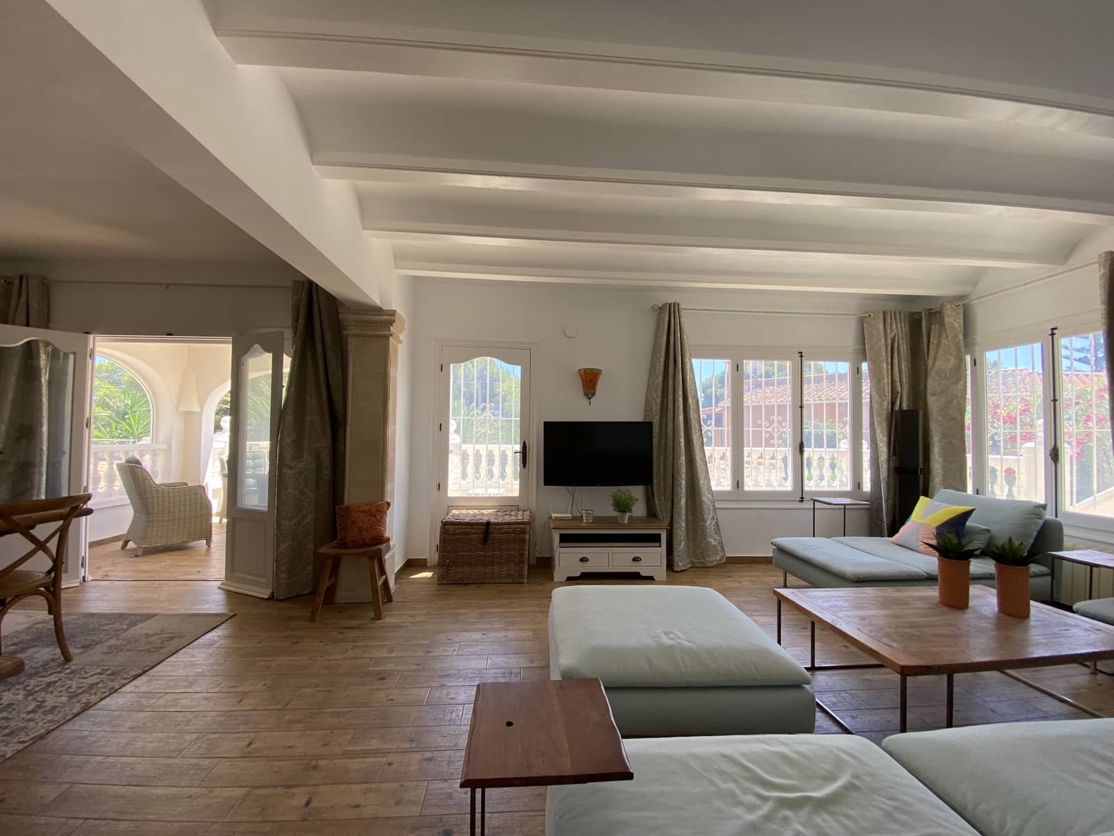 4 bedroom Villa for sale in Moraira with pool - € 1,199,000 (Ref: 8475518)