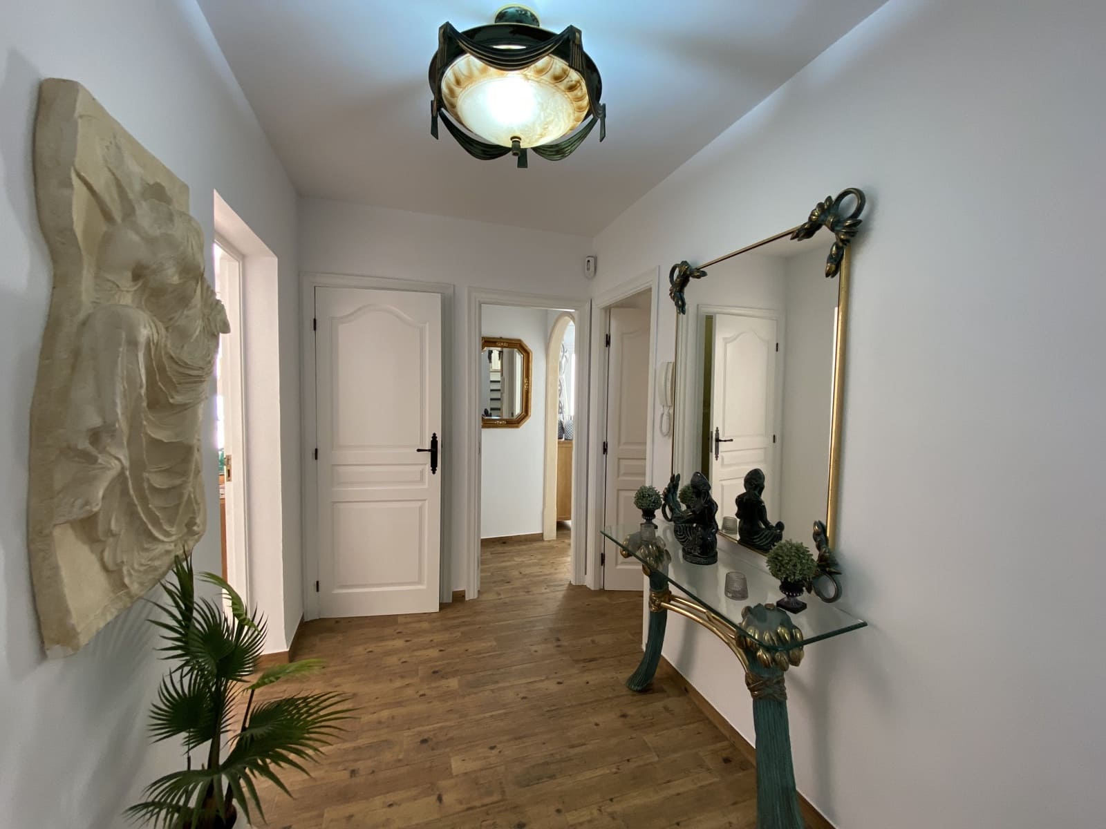 4 bedroom Villa for sale in Moraira with pool - € 1,199,000 (Ref: 8475518)