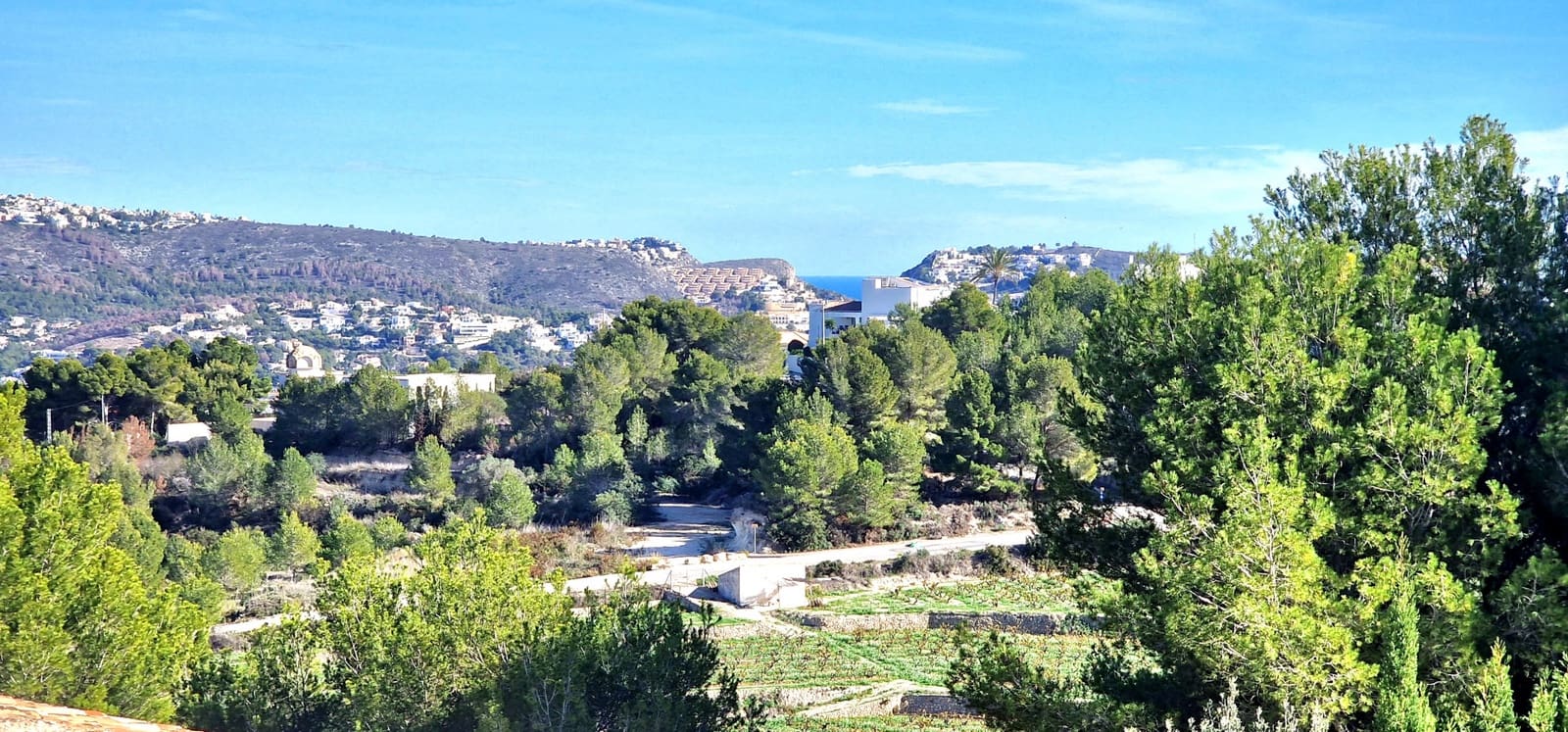 3 soveværelse Semi-Rækkehus til salg i Moraira med swimmingpool - € 690.000 (Ref: 8658056)