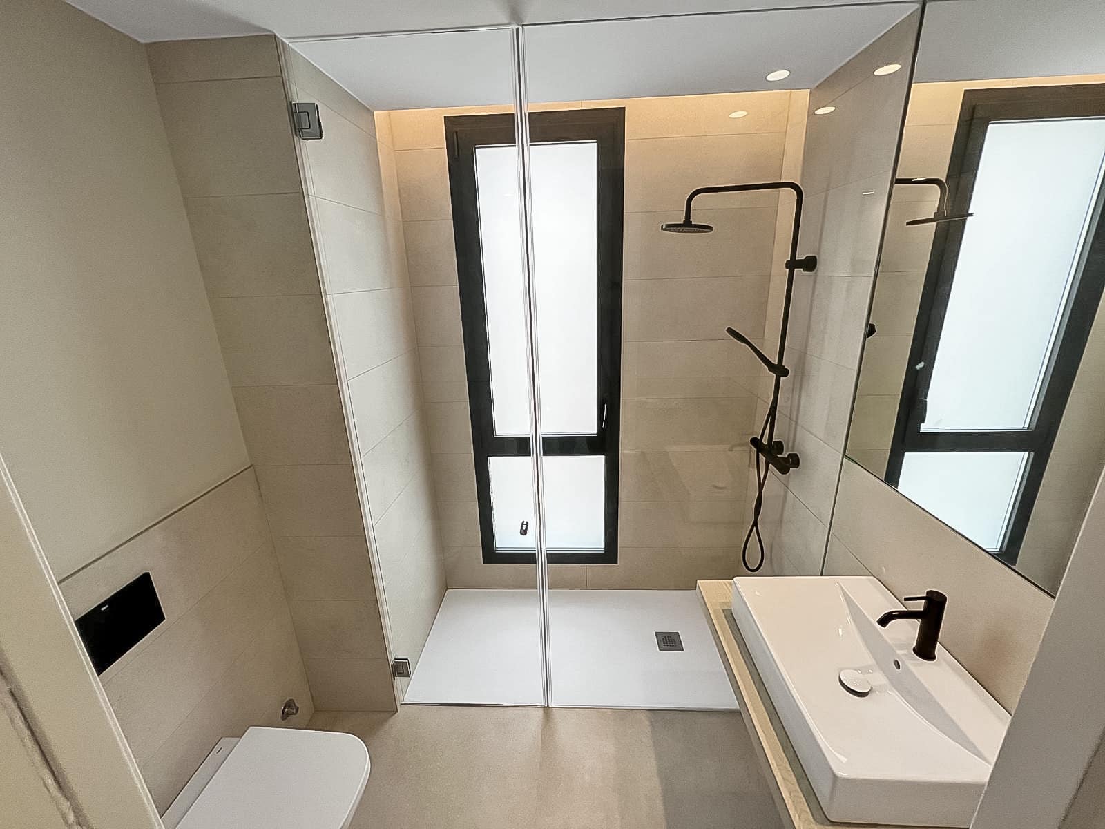 4 soveværelse Villa til salg i Oliva med swimmingpool - € 950.000 (Ref: 8675340)