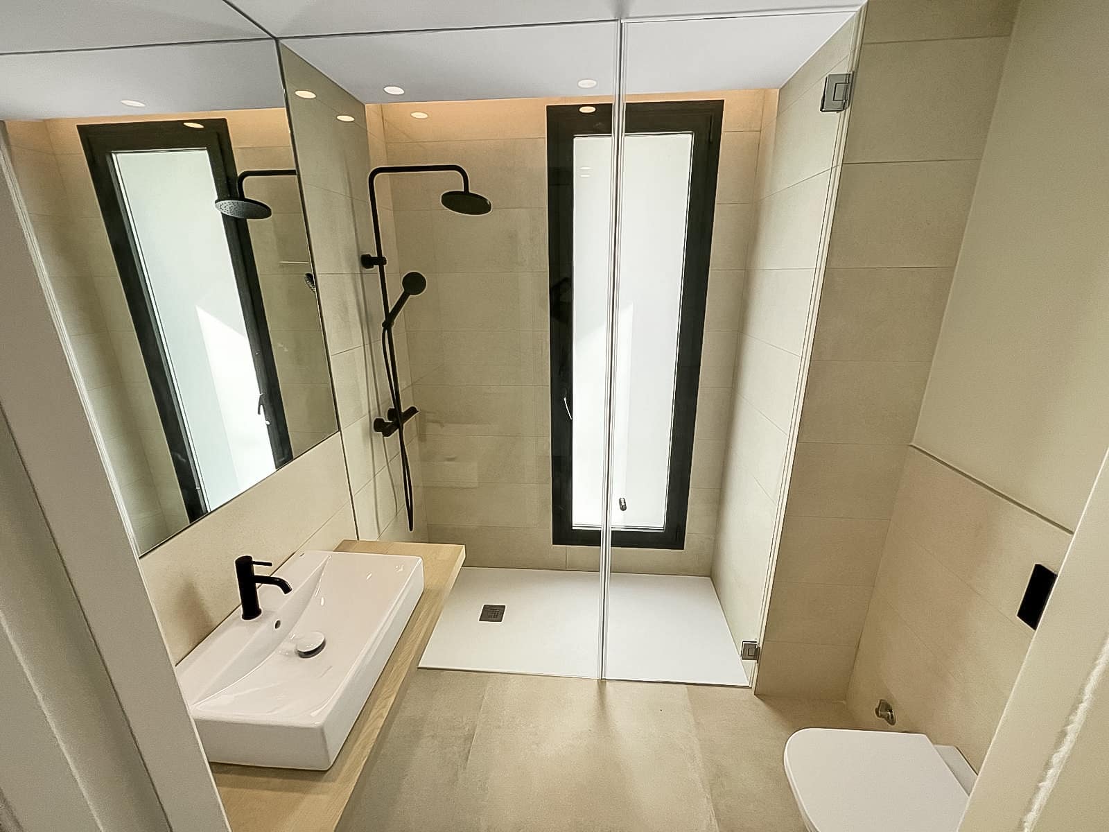 4 soveværelse Villa til salg i Oliva med swimmingpool - € 950.000 (Ref: 8675340)