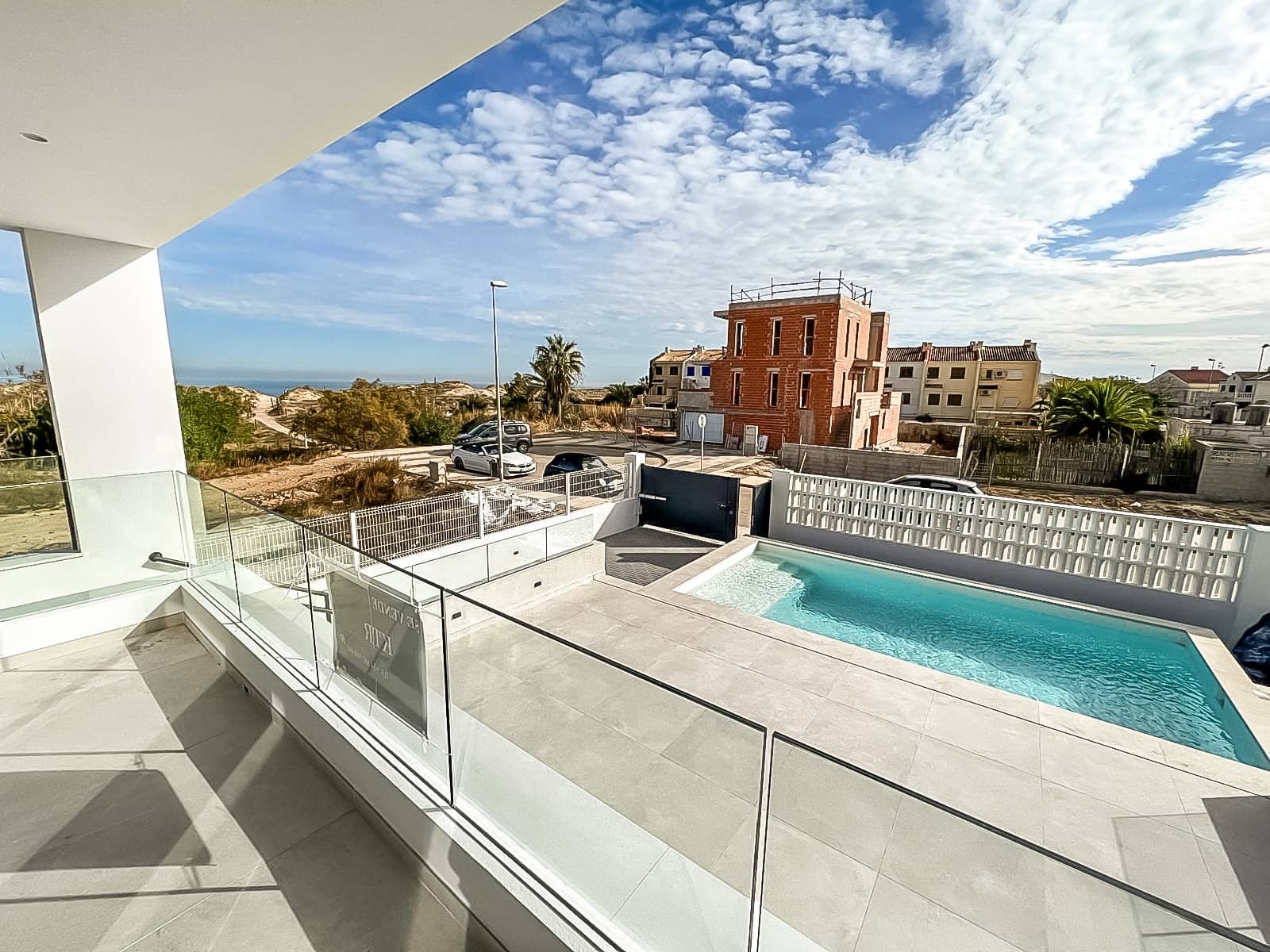 4 soveværelse Villa til salg i Oliva med swimmingpool - € 950.000 (Ref: 8675340)