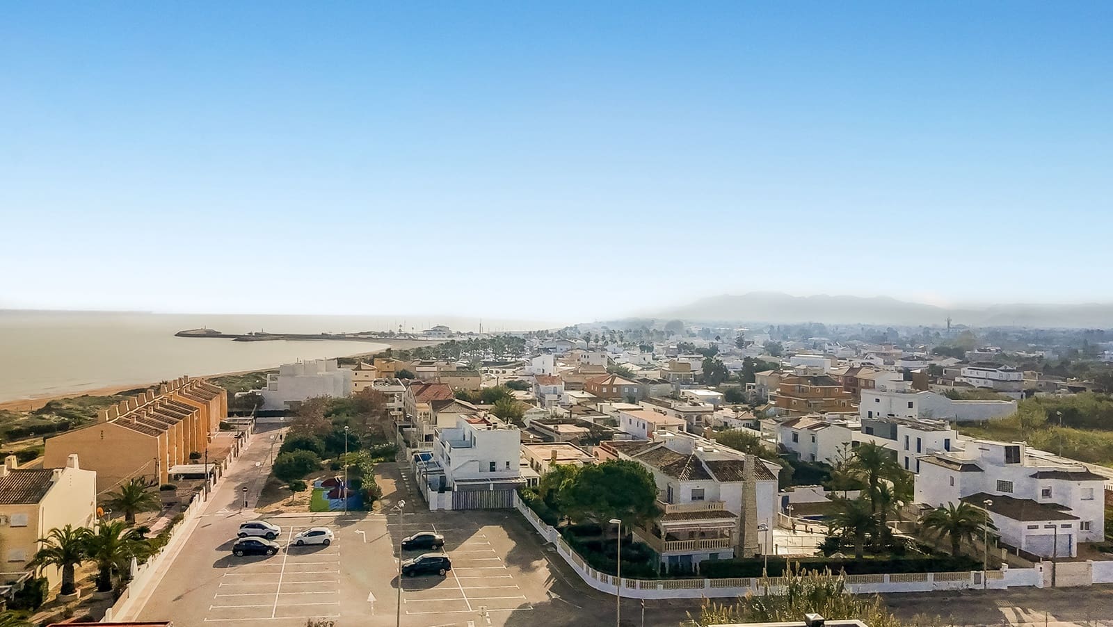 4 soveværelse Villa til salg i Oliva med swimmingpool - € 950.000 (Ref: 8675340)