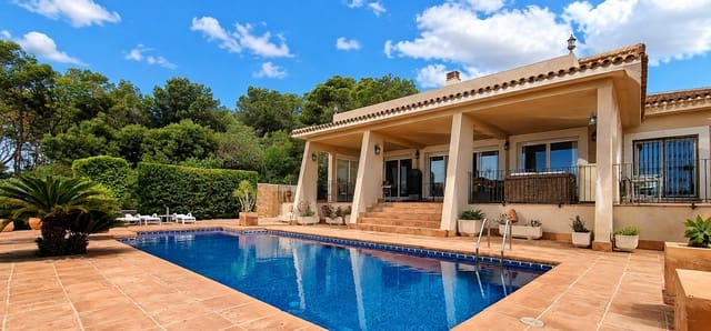 3 sypialnia Willa na sprzedaż w Casco Urbano, Teulada-Moraira z basenem - 899 000 € (Ref: 8703468)
