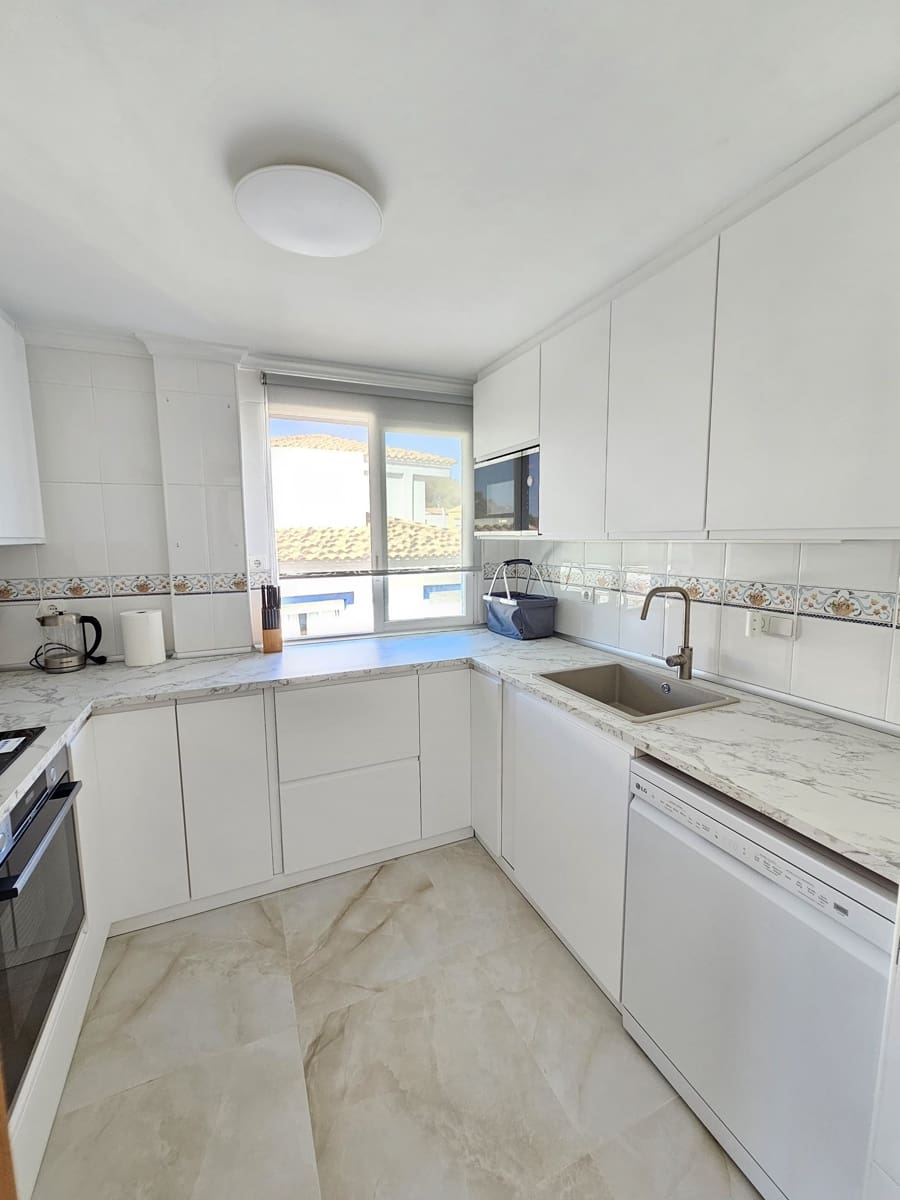 3 quarto Apartamento para venda em Calpe / Calp com piscina - 349 900 € (Ref: 8737071)