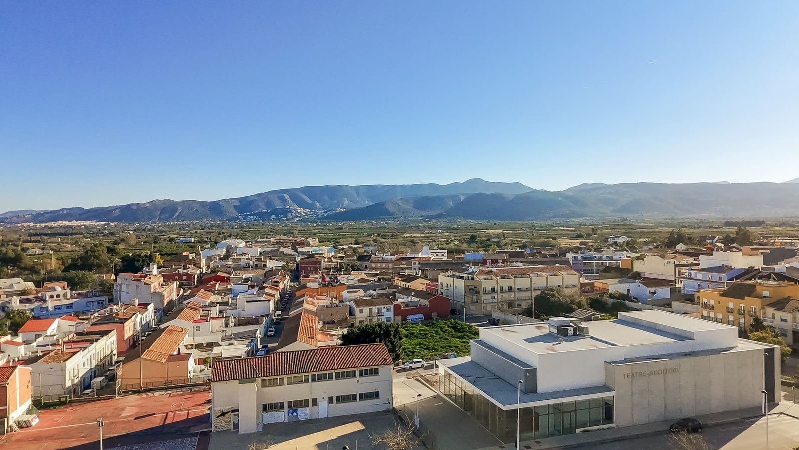 4 quarto Moradia para venda em Beniarbeig com piscina - 990 000 € (Ref: 8738697)