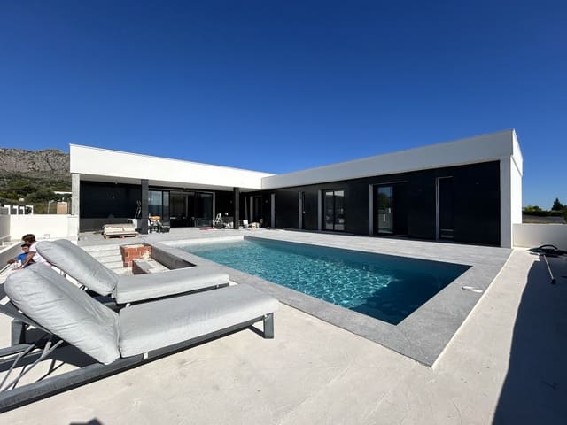 4 sypialnia Willa na sprzedaż w Beniarbeig z basenem - 990 000 € (Ref: 8738697)