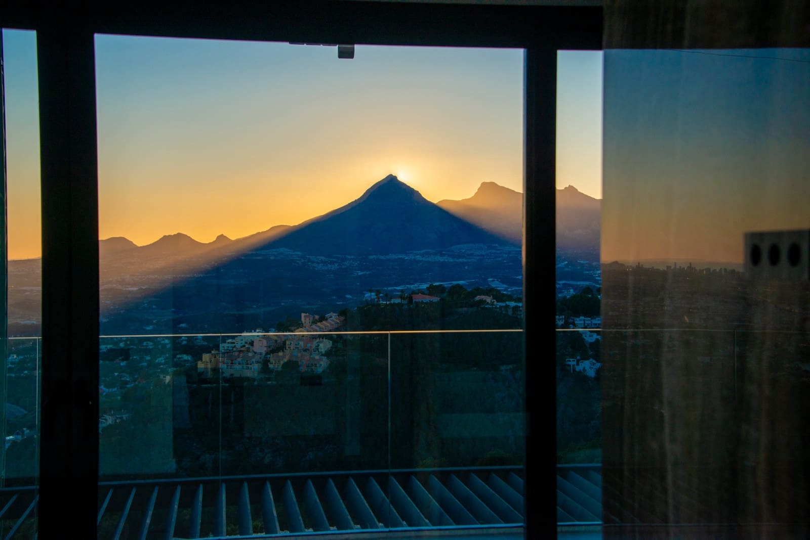 5 soveværelse Villa til salg i Altea med swimmingpool - € 2.690.000 (Ref: 8766343)