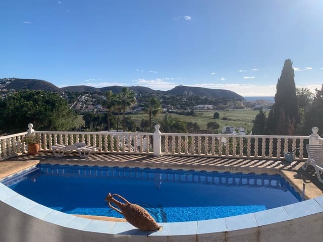 5 bedroom Villa for sale in Casco Urbano, Teulada-Moraira with pool - € 1,499,000 (Ref: 8791616)