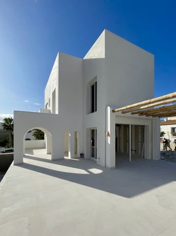 3 slaapkamer Villa te koop in Monte Solana, Pedreguer met zwembad - € 495.000 (Ref: 8800547)