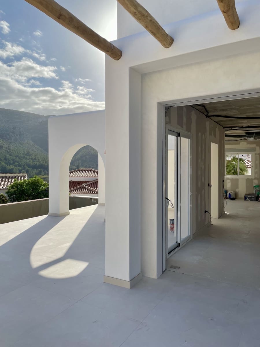 3 soveværelse Villa til salg i Monte Solana med swimmingpool - € 495.000 (Ref: 8800547)