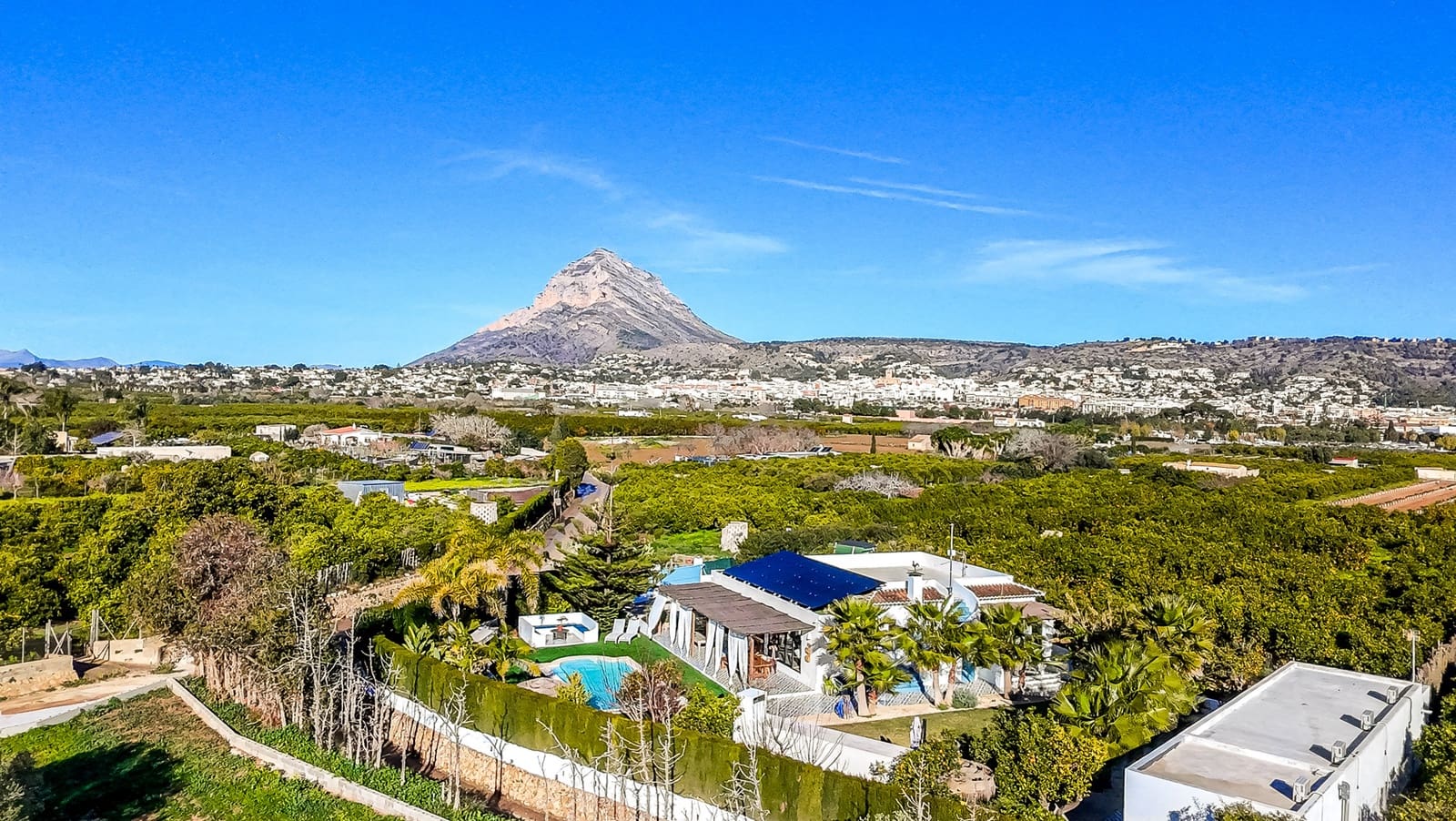 6 sypialnia Willa na sprzedaż w Adsubia z basenem - 1 400 000 € (Ref: 8810829)