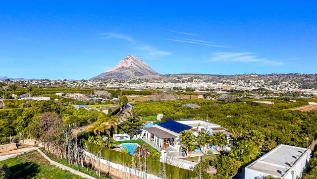 6 sypialnia Willa na sprzedaż w Adsubia, Javea / Xàbia z basenem - 1 400 000 € (Ref: 8810829)