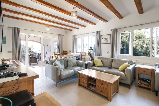 3 sypialnia Willa na sprzedaż w Centro ciudad, Javea / Xàbia z basenem - 745 000 € (Ref: 8816903)