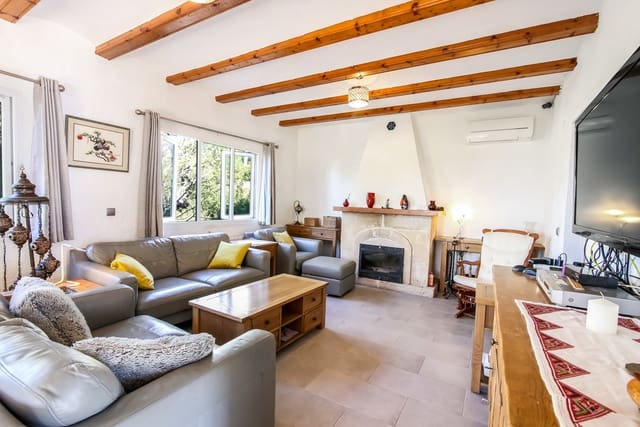 3 sypialnia Willa na sprzedaż w Centro ciudad, Javea / Xàbia z basenem - 745 000 € (Ref: 8816903)