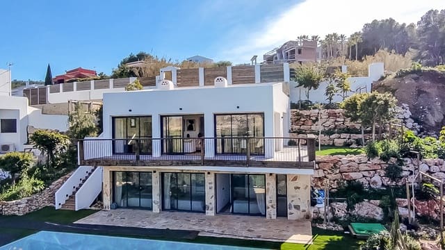 3 chambre Villa/Maison à vendre à Centro ciudad, Javea / Xàbia avec piscine - 1 095 000 € (Ref: 8816904)