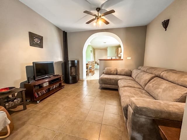 4 bedroom Townhouse for sale in Oliva Pueblo, Oliva - € 229,995 (Ref: 8837586)