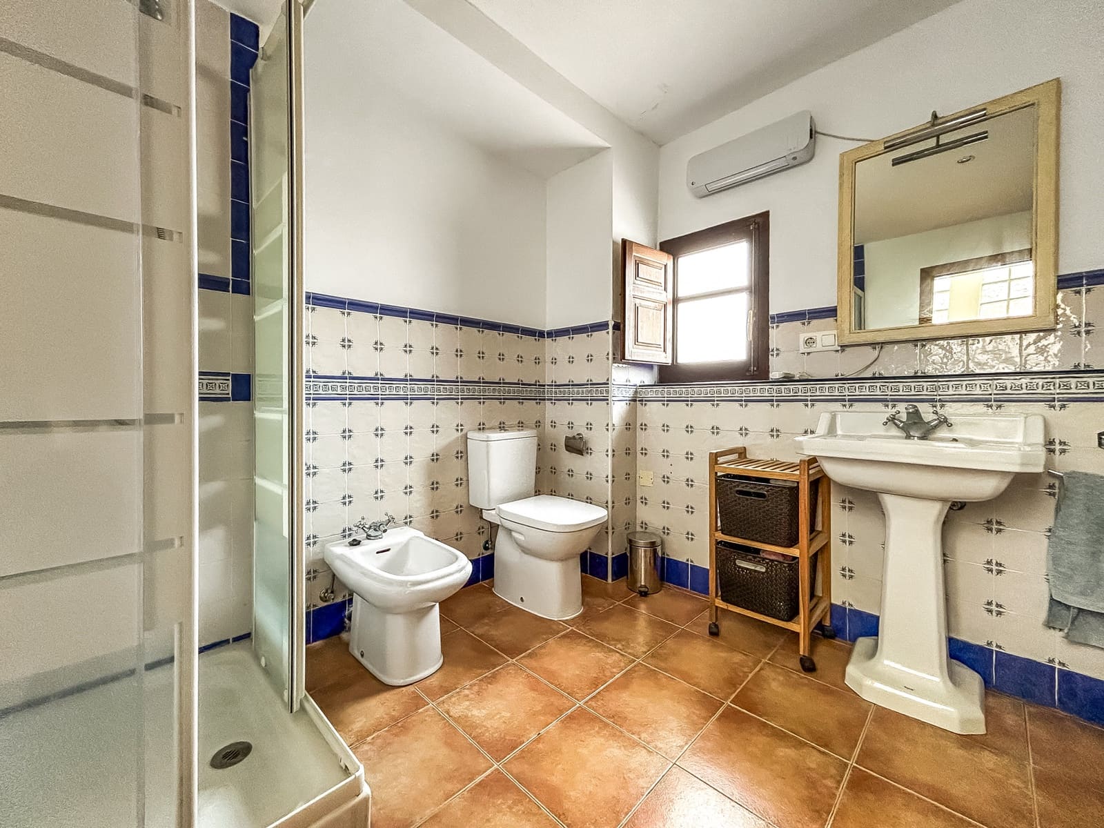 4 soveværelse Byhus til salg i Oliva - € 229.995 (Ref: 8837586)