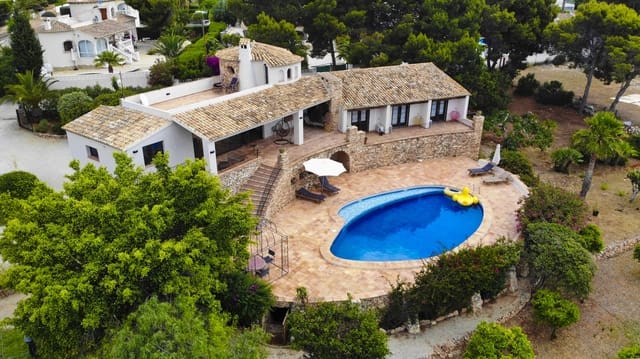 5 chambre Villa/Maison à vendre à Gargasindi, Calpe / Calp avec piscine - 2 150 000 € (Ref: 8887091)