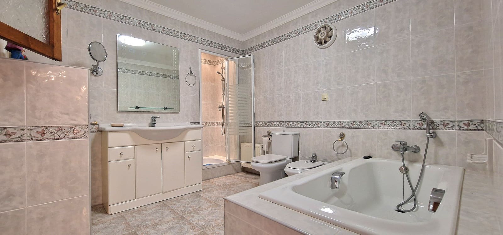 4 soveværelse Villa til salg i Moraira med swimmingpool - € 665.000 (Ref: 8923222)