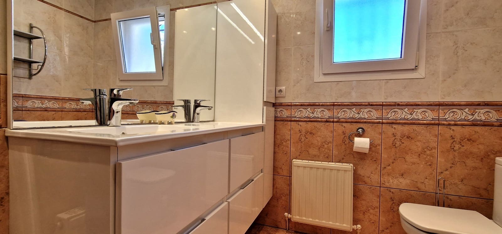 4 soveværelse Villa til salg i Moraira med swimmingpool - € 665.000 (Ref: 8923222)