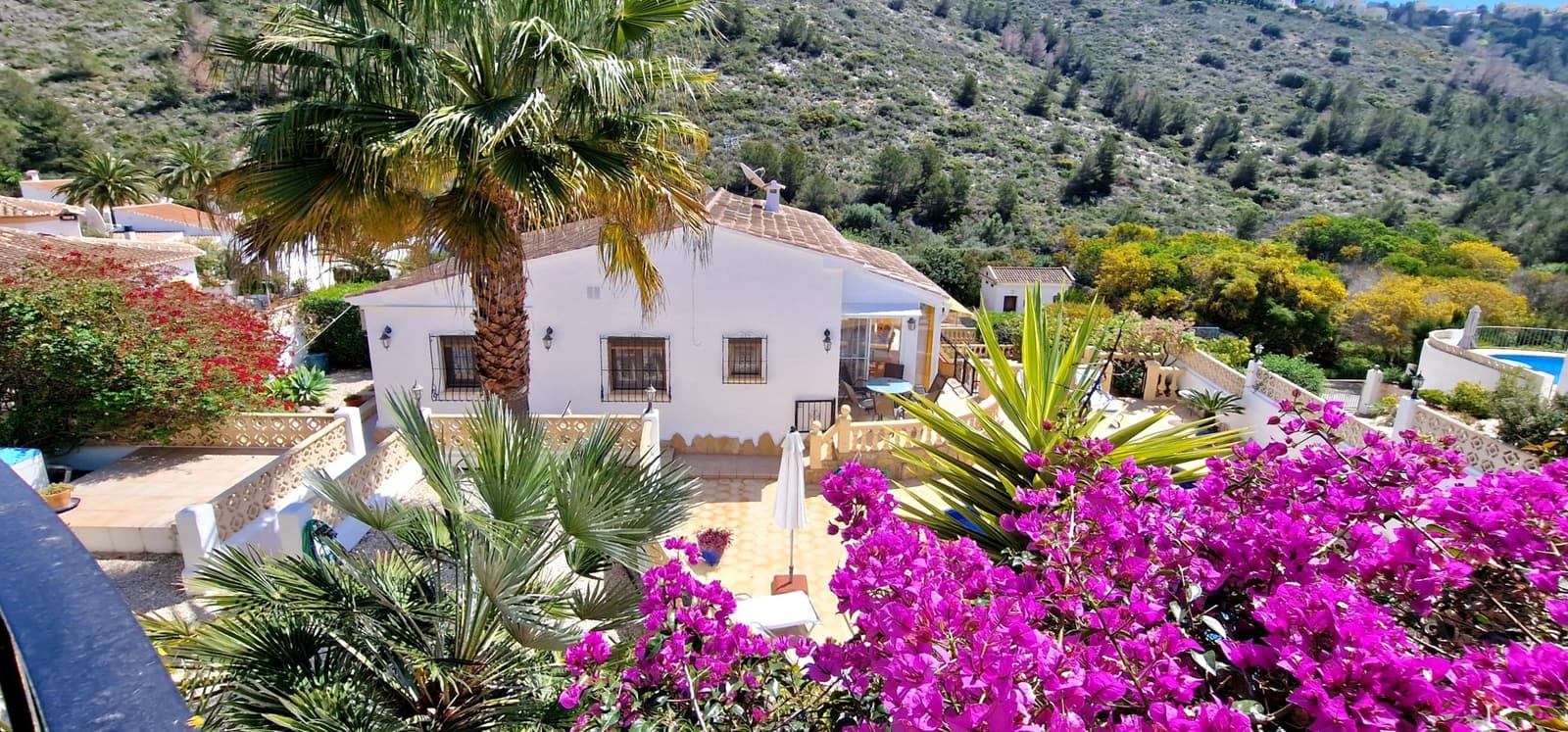 4 soveværelse Villa til salg i Moraira med swimmingpool - € 665.000 (Ref: 8923222)