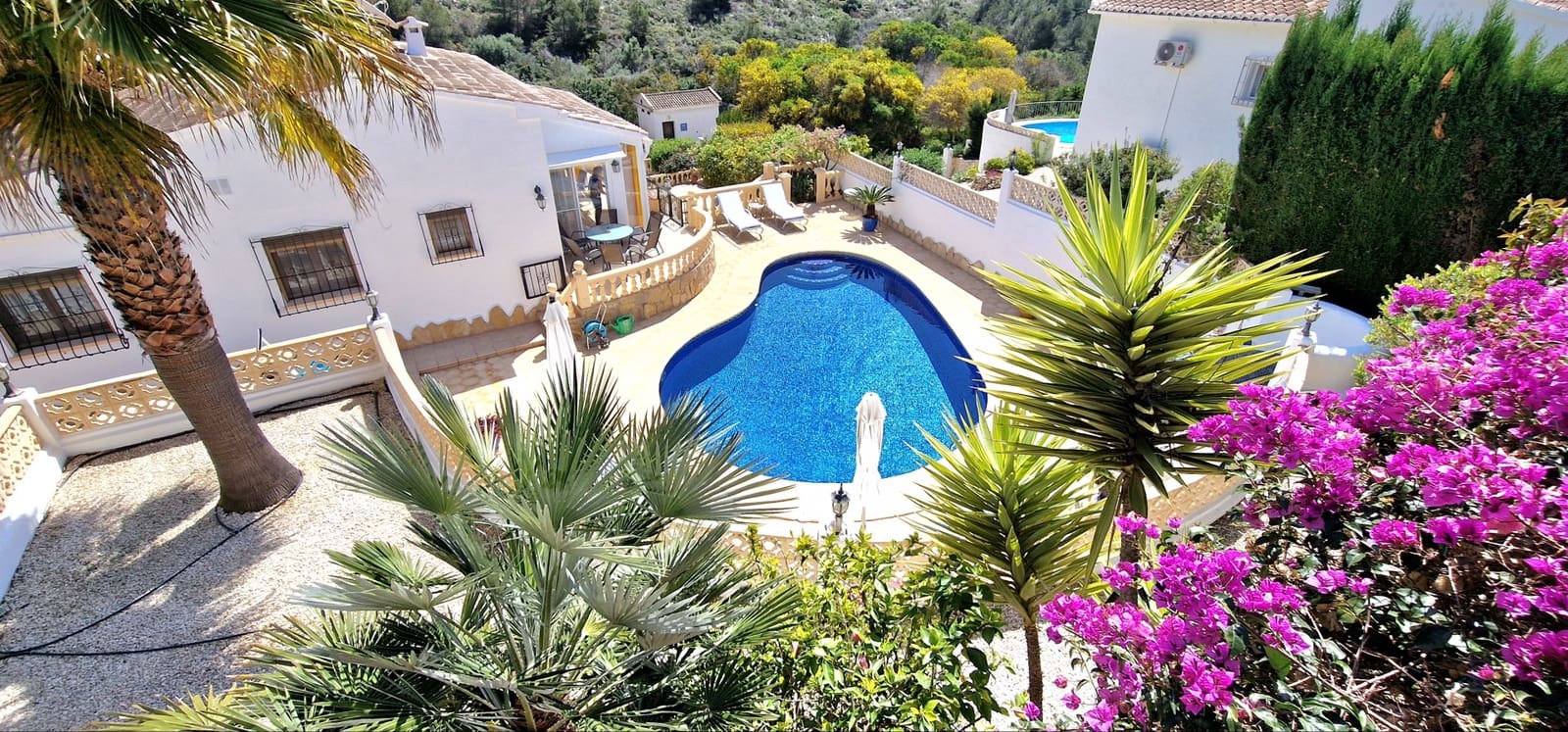 4 soveværelse Villa til salg i Moraira med swimmingpool - € 665.000 (Ref: 8923222)
