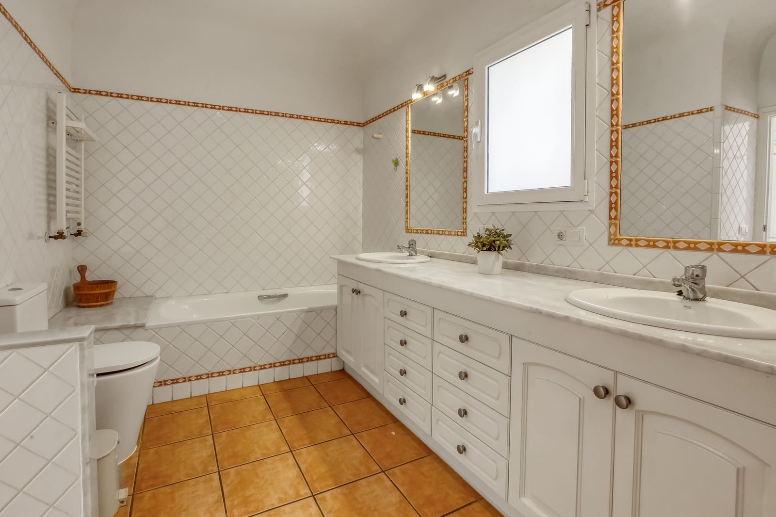 5 soveværelse Villa til salg i Moraira med swimmingpool - € 1.499.000 (Ref: 8942101)