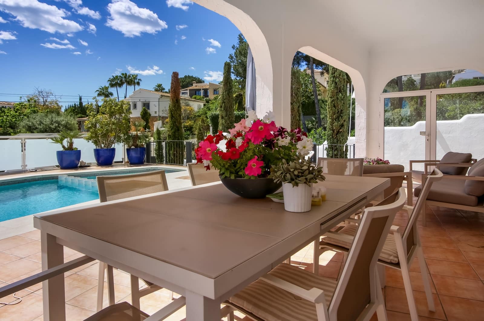 5 soveværelse Villa til salg i Moraira med swimmingpool - € 1.499.000 (Ref: 8942101)