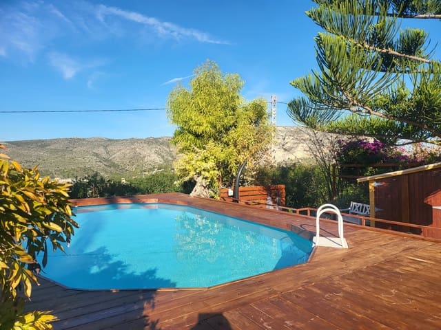 3 sypialnia Willa na sprzedaż w Teulada Pueblo, Teulada-Moraira z basenem - 530 000 € (Ref: 8942102)