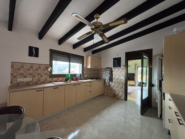 3 sypialnia Willa na sprzedaż w Teulada Pueblo, Teulada-Moraira z basenem - 530 000 € (Ref: 8942102)