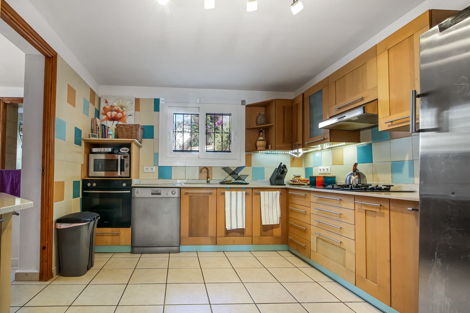 6 sypialnia Willa na sprzedaż w Benissa - 595 000 € (Ref: 8945301)