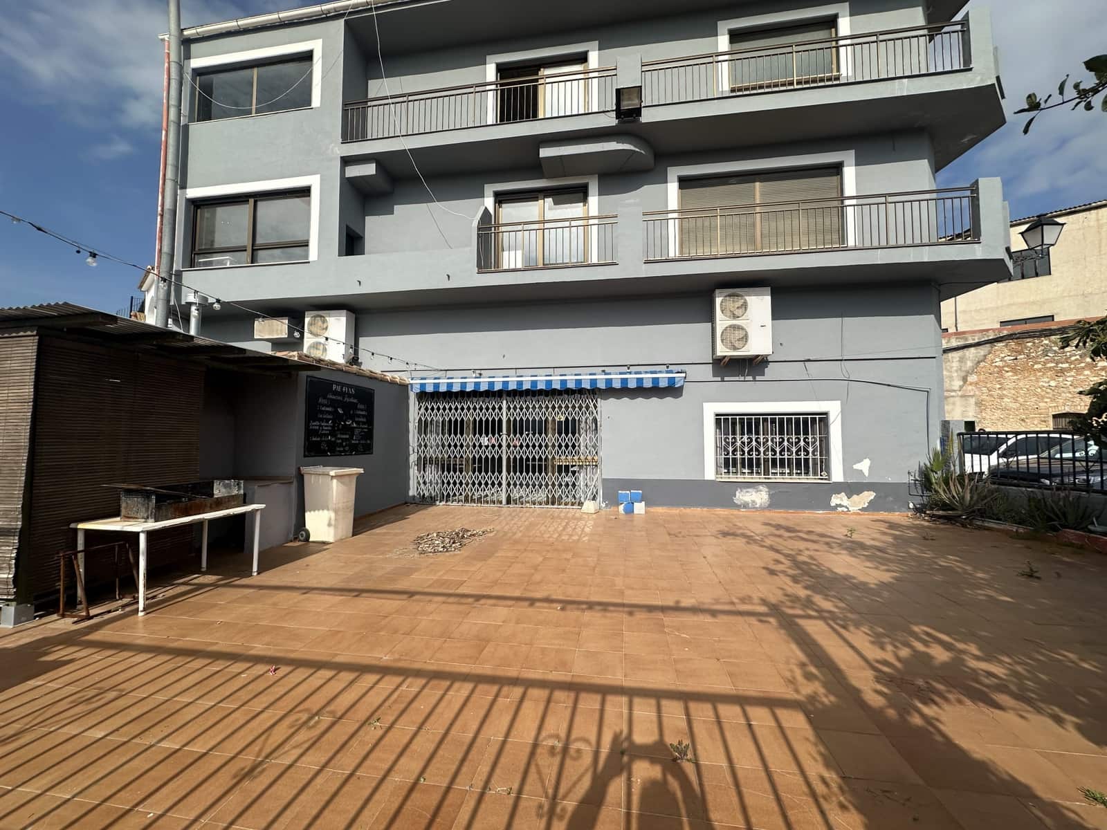 5 soveværelse Erhverv til salg i Tormos - € 325.000 (Ref: 8945302)