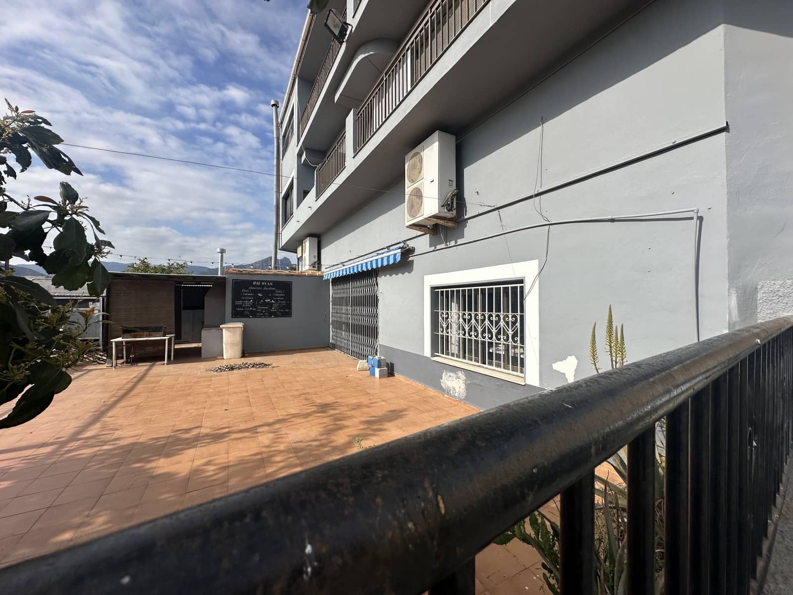 5 soveværelse Erhverv til salg i Tormos - € 325.000 (Ref: 8945302)