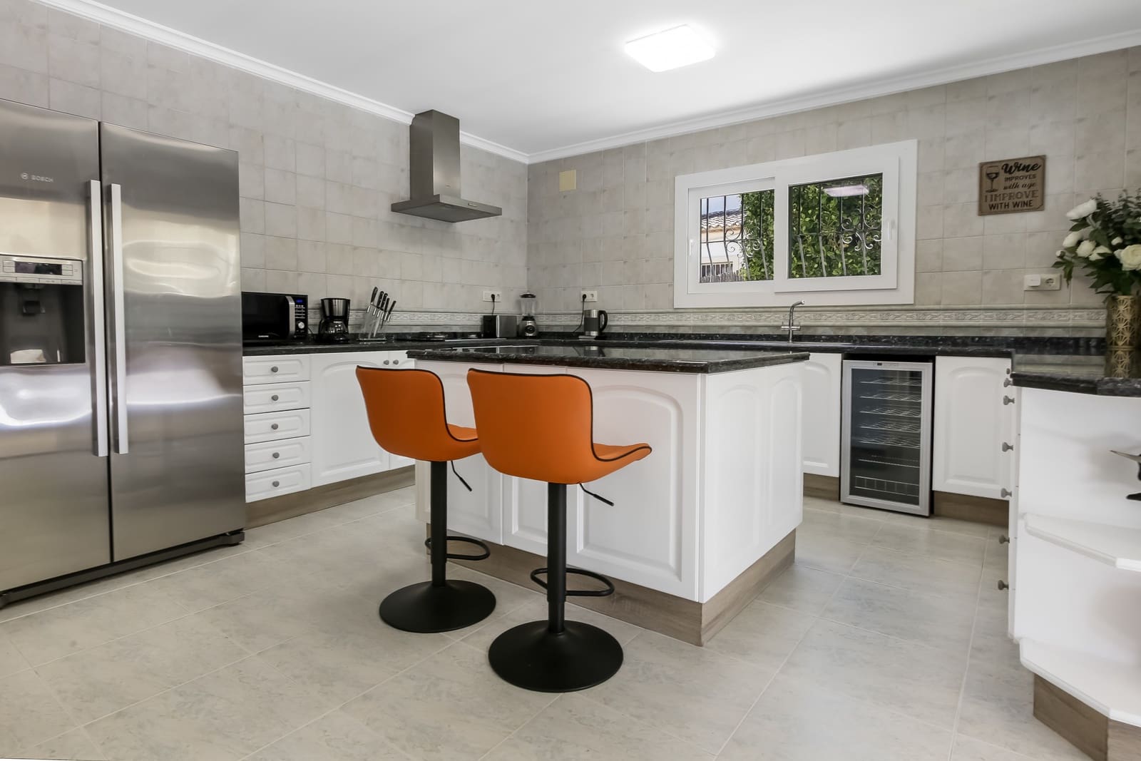 3 soveværelse Villa til salg i Moraira med swimmingpool - € 1.100.000 (Ref: 8956537)