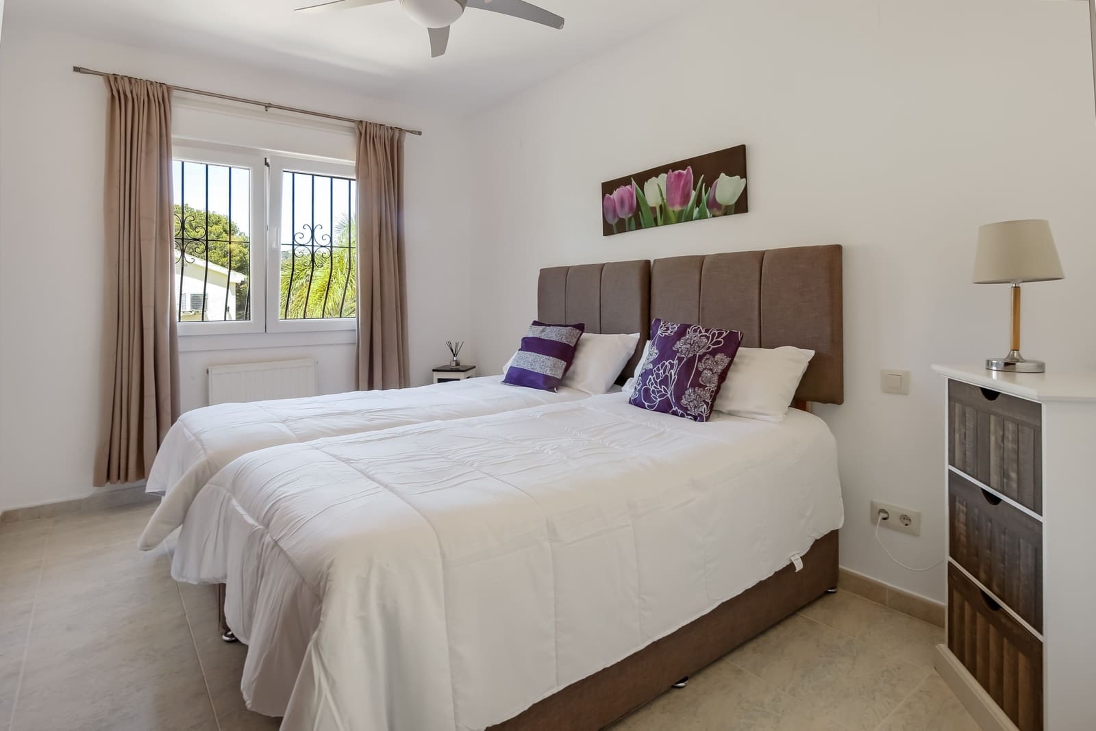 3 soveværelse Villa til salg i Moraira med swimmingpool - € 1.100.000 (Ref: 8956537)