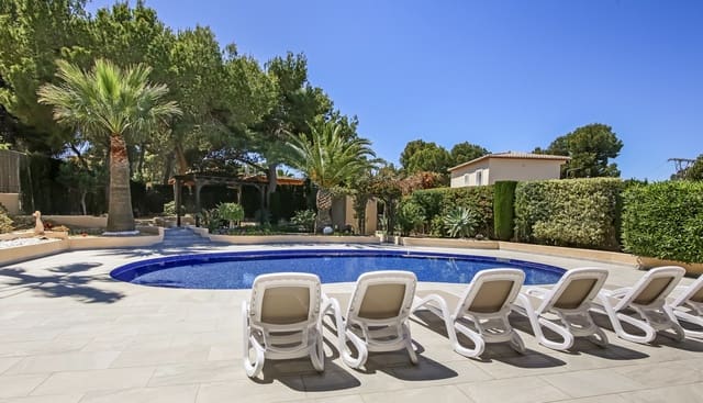 3 bedroom Villa for sale in Moravit - Cap Blanc, Teulada-Moraira with pool - € 1,100,000 (Ref: 8956537)