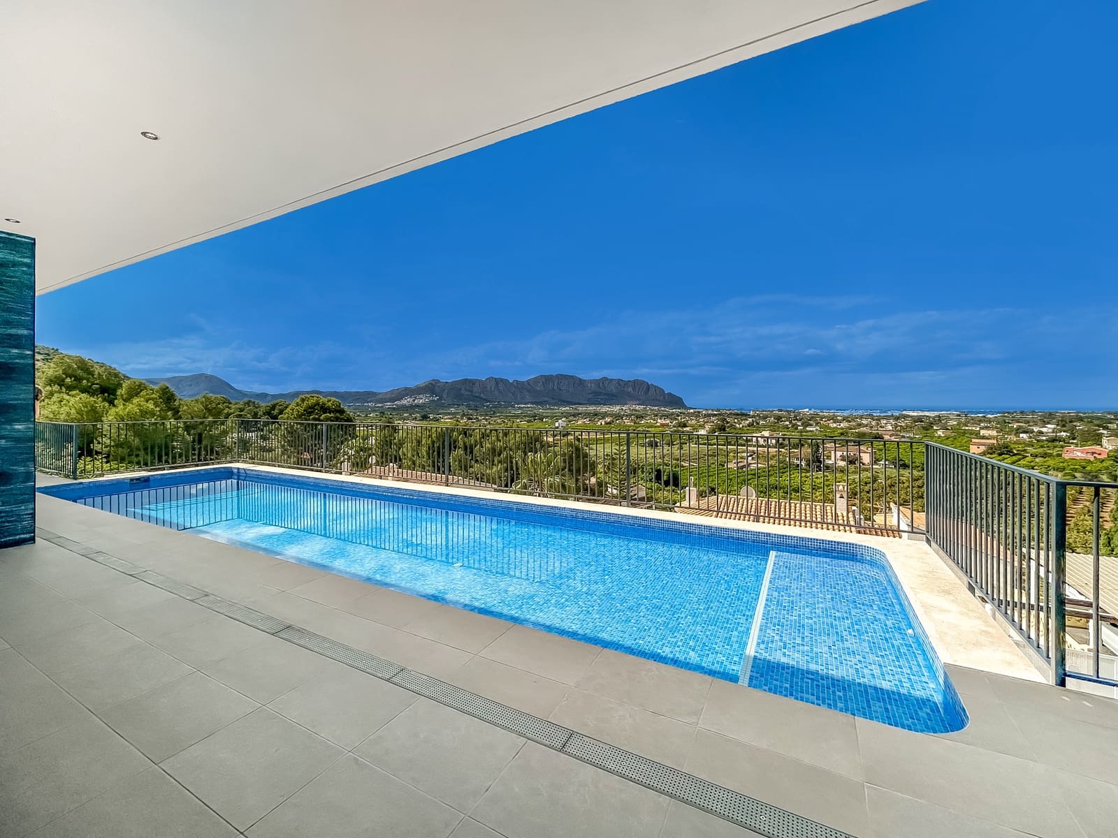 3 soverom Villa til salgs i Monte Solana med svømmebasseng - € 695 000 (Ref: 8978389)