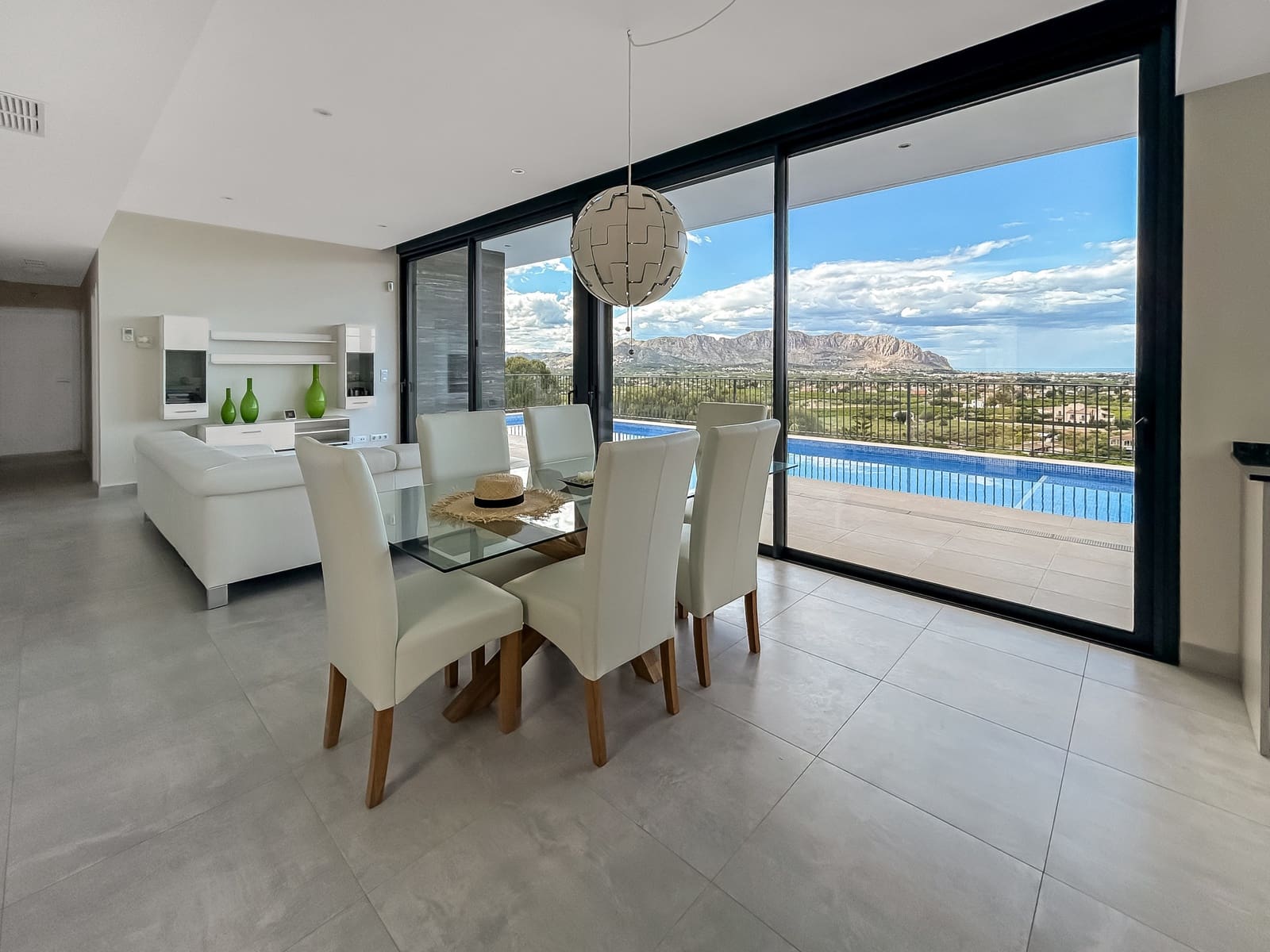 3 soverom Villa til salgs i Monte Solana med svømmebasseng - € 695 000 (Ref: 8978389)