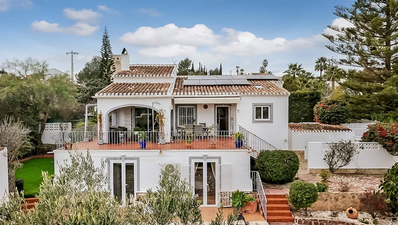 5 soveværelse Villa til salg i Javea / Xabia med swimmingpool - € 650.000 (Ref: 8987983)