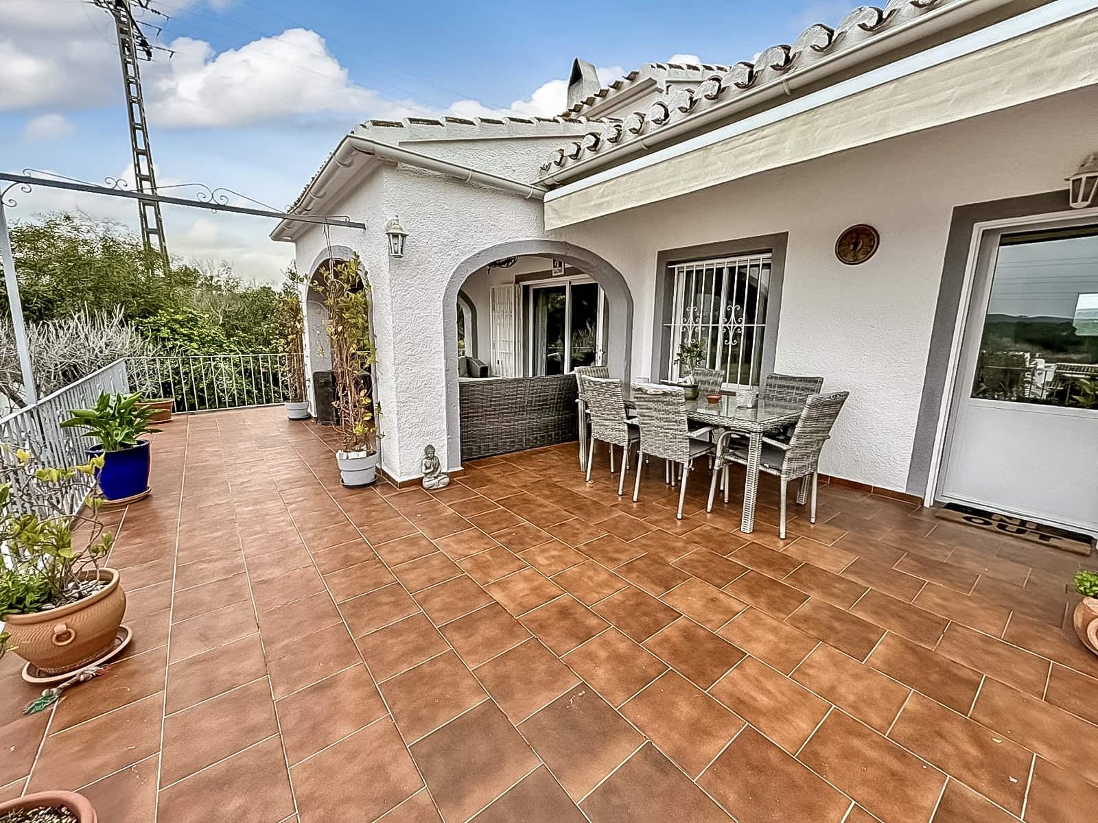 5 Zimmer Villa zu verkaufen in Javea / Xabia mit Pool - 650.000 € (Ref: 8987983)