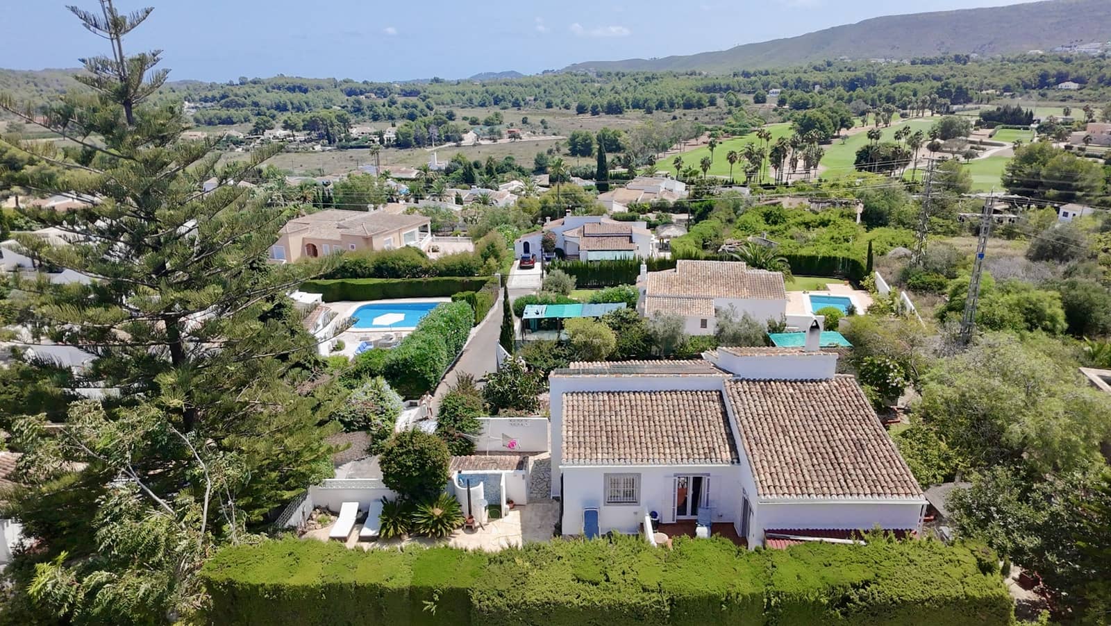 5 Zimmer Villa zu verkaufen in Javea / Xabia mit Pool - 650.000 € (Ref: 8987983)