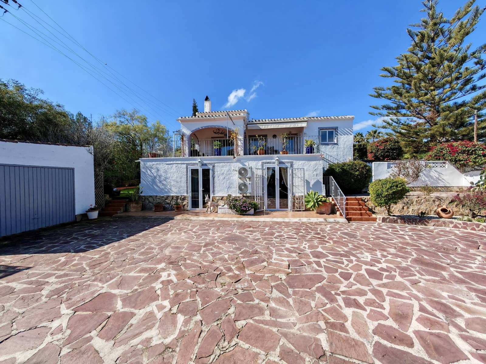 5 Zimmer Villa zu verkaufen in Javea / Xabia mit Pool - 650.000 € (Ref: 8987983)