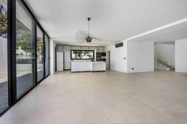 5 chambre Villa/Maison à vendre à Casco Urbano, Teulada-Moraira avec piscine - 1 850 000 € (Ref: 9041947)