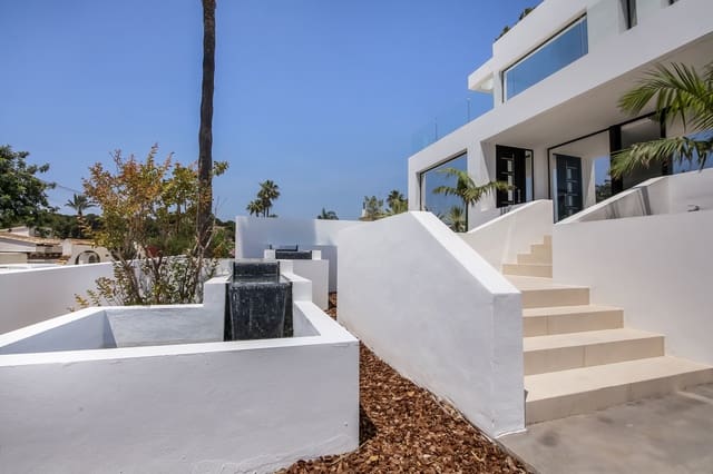 5 chambre Villa/Maison à vendre à Casco Urbano, Teulada-Moraira avec piscine - 1 850 000 € (Ref: 9041947)