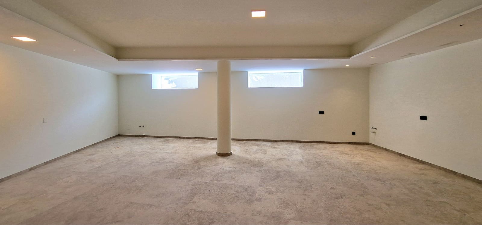 4 makuuhuone Huvila myytävänä paikassa Benissa mukana uima-altaan - 1 370 000 € (Ref: 9058555)