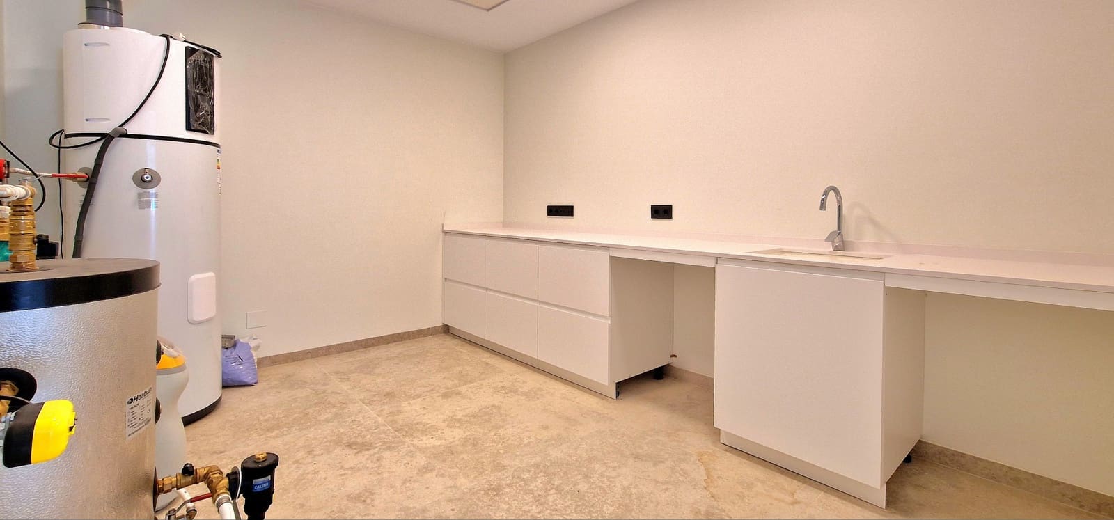 4 makuuhuone Huvila myytävänä paikassa Benissa mukana uima-altaan - 1 370 000 € (Ref: 9058555)