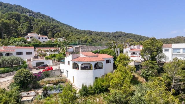 3 soverom Villa til salgs i Oliva Pueblo, Oliva - € 250 000 (Ref: 9084606)